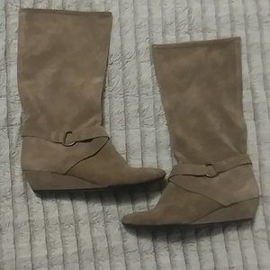 DKNYC suede boots Size 8